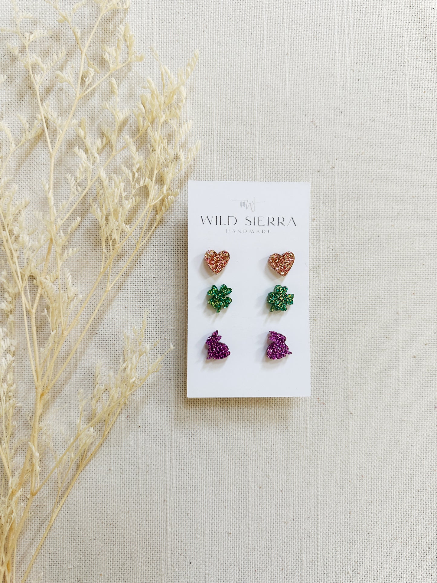 Spring Acrylic 3 Pack Studs