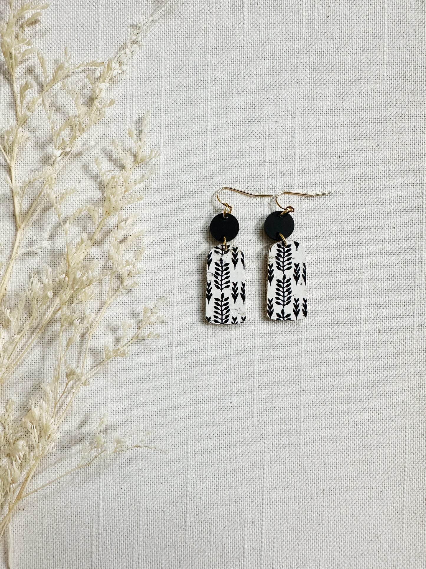 Arched Rectangle with Acrylic