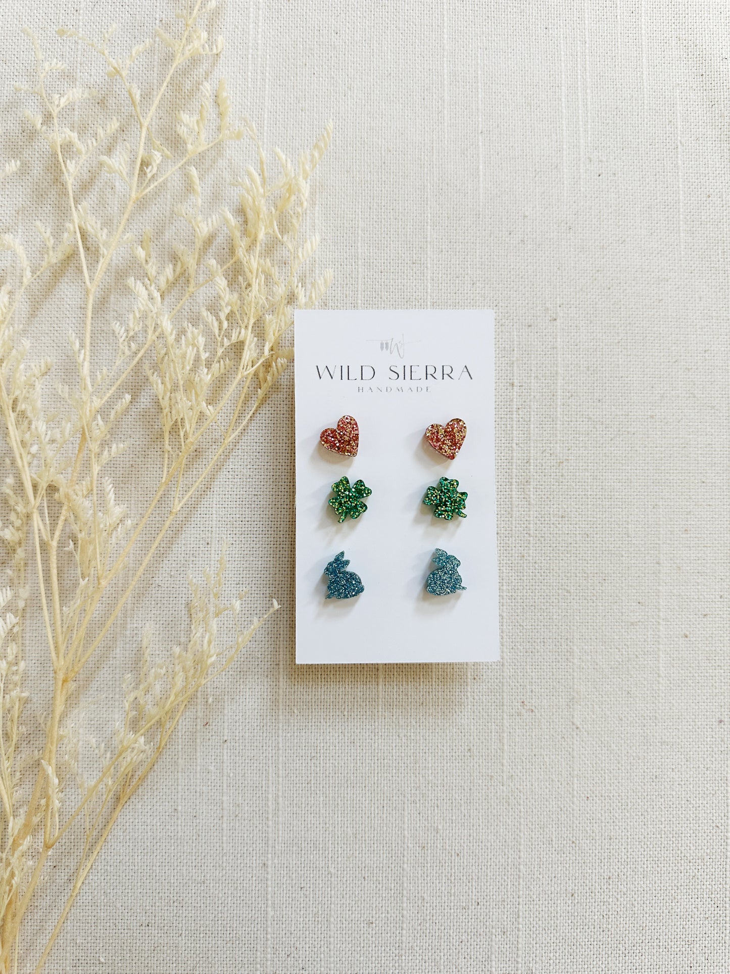 Spring Acrylic 3 Pack Studs