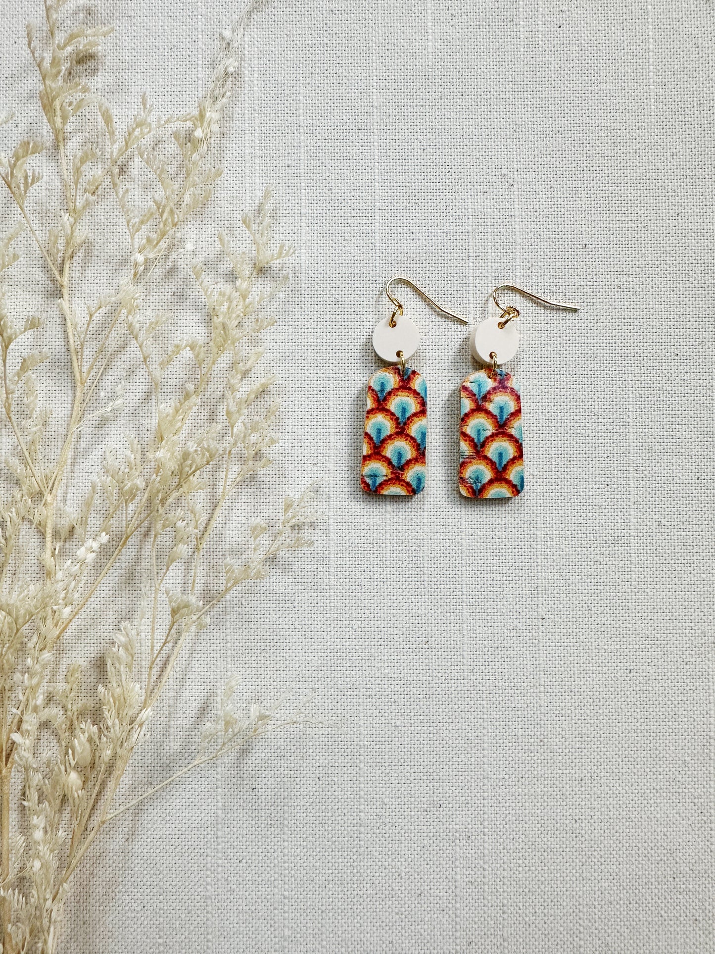 Arched Rectangle with Acrylic