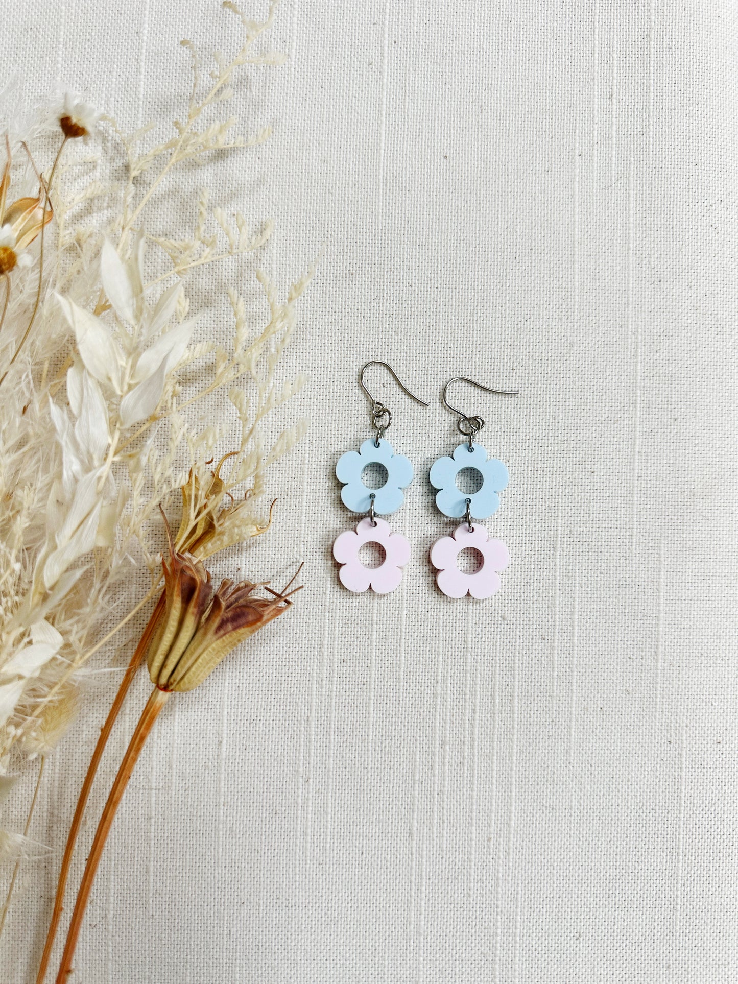 Double Acrylic Daisy