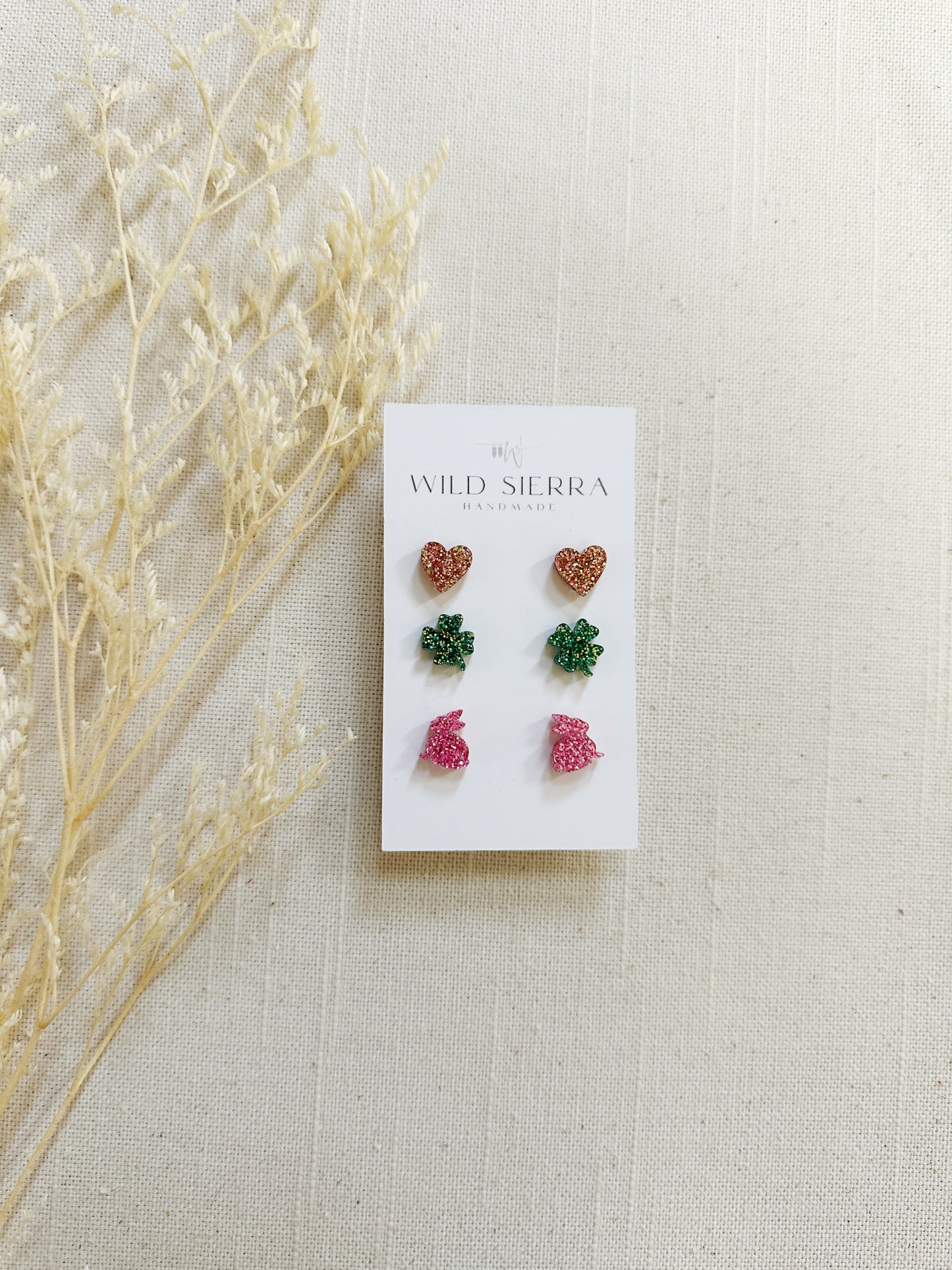 Spring Acrylic 3 Pack Studs
