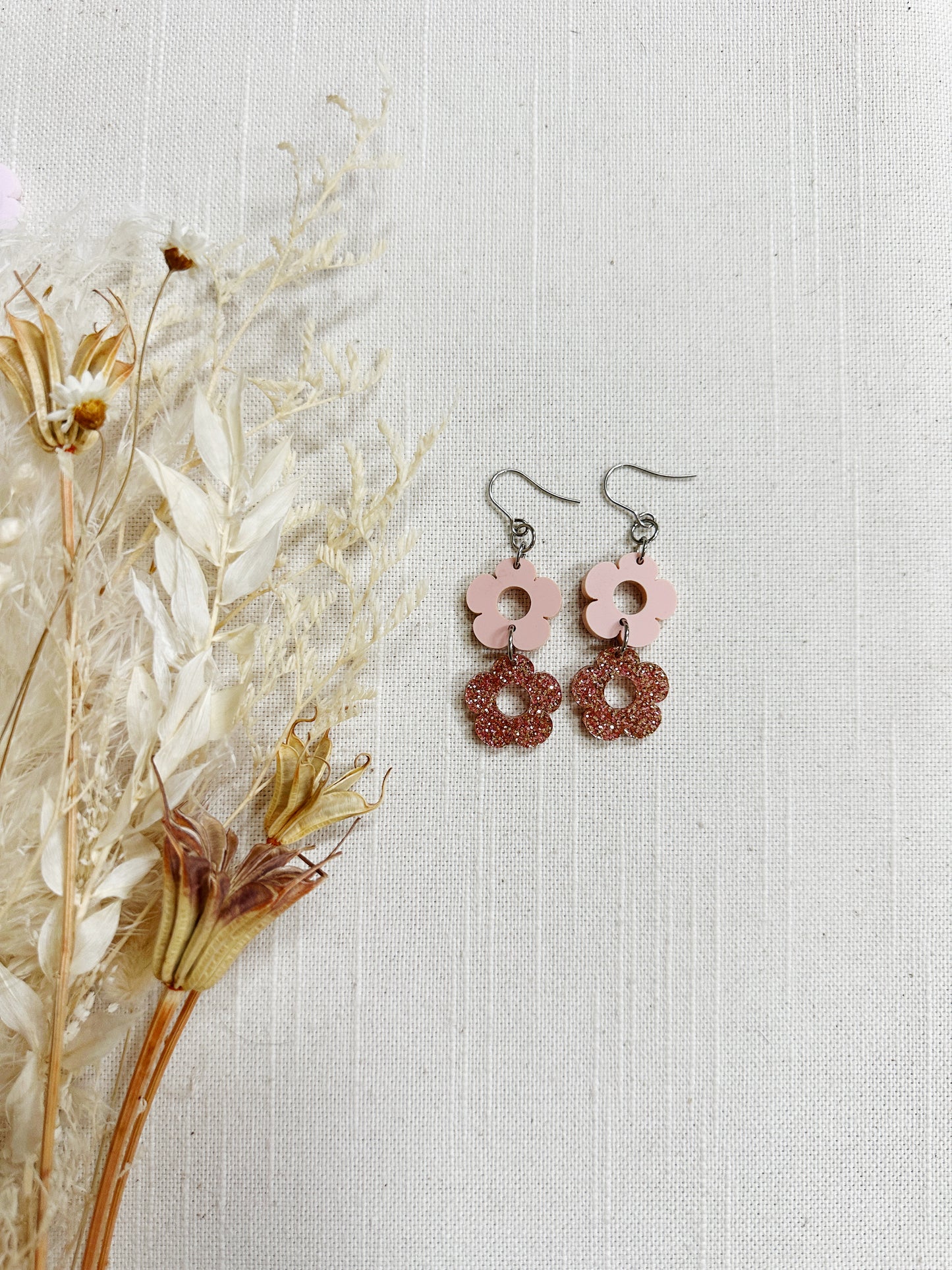 Double Acrylic Daisy