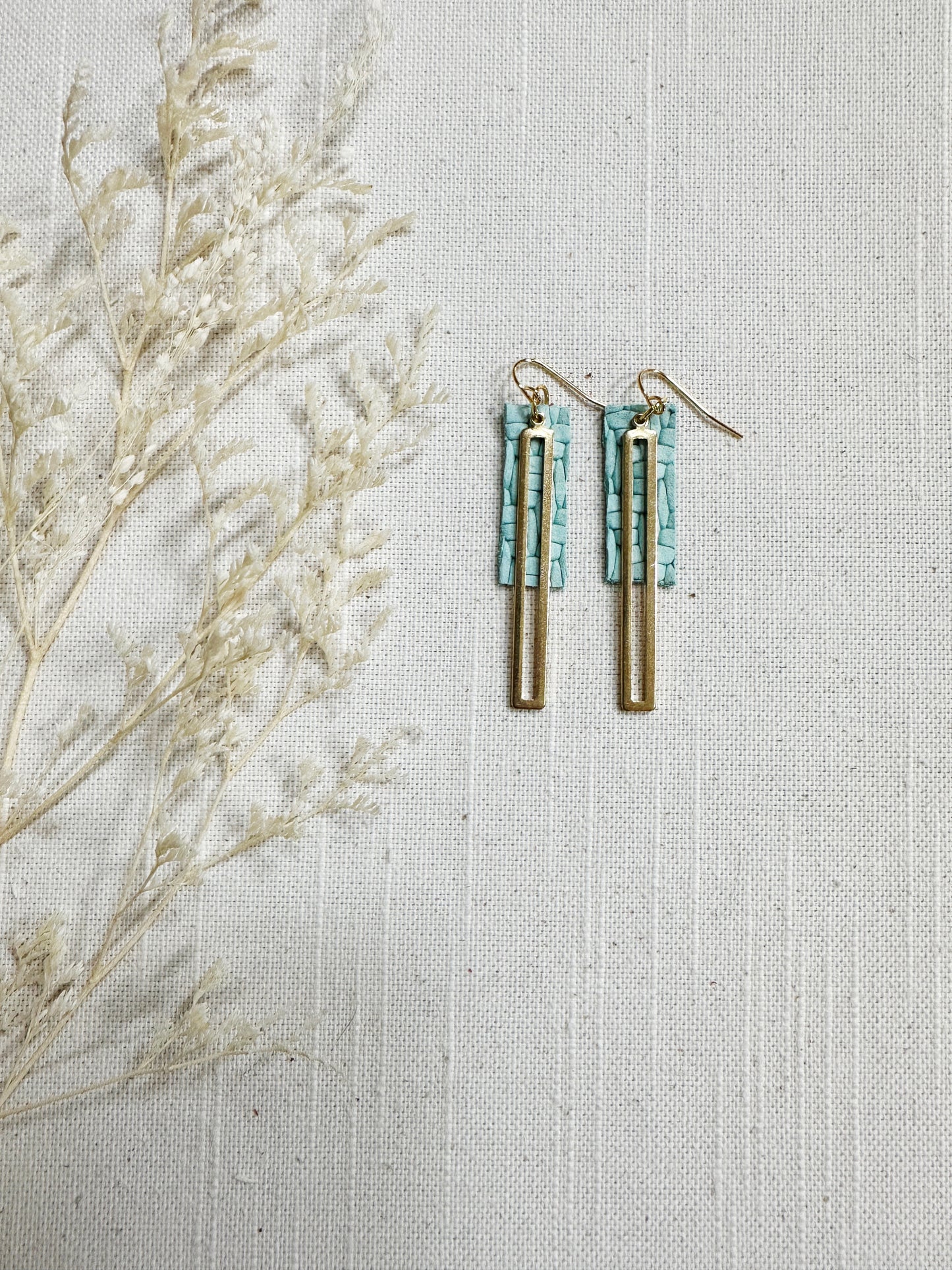 Hailey - Textured Leather