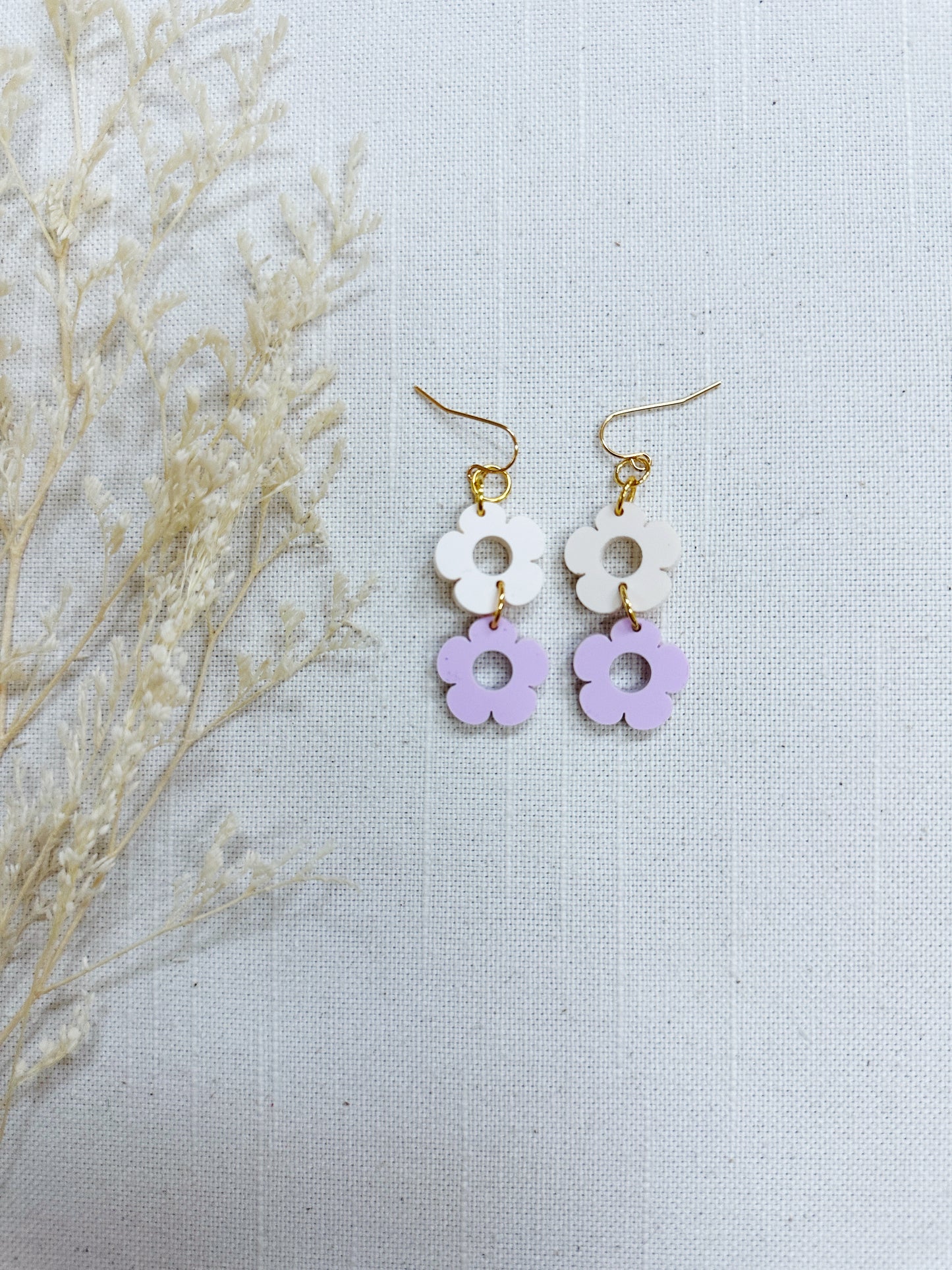 Double Acrylic Daisy