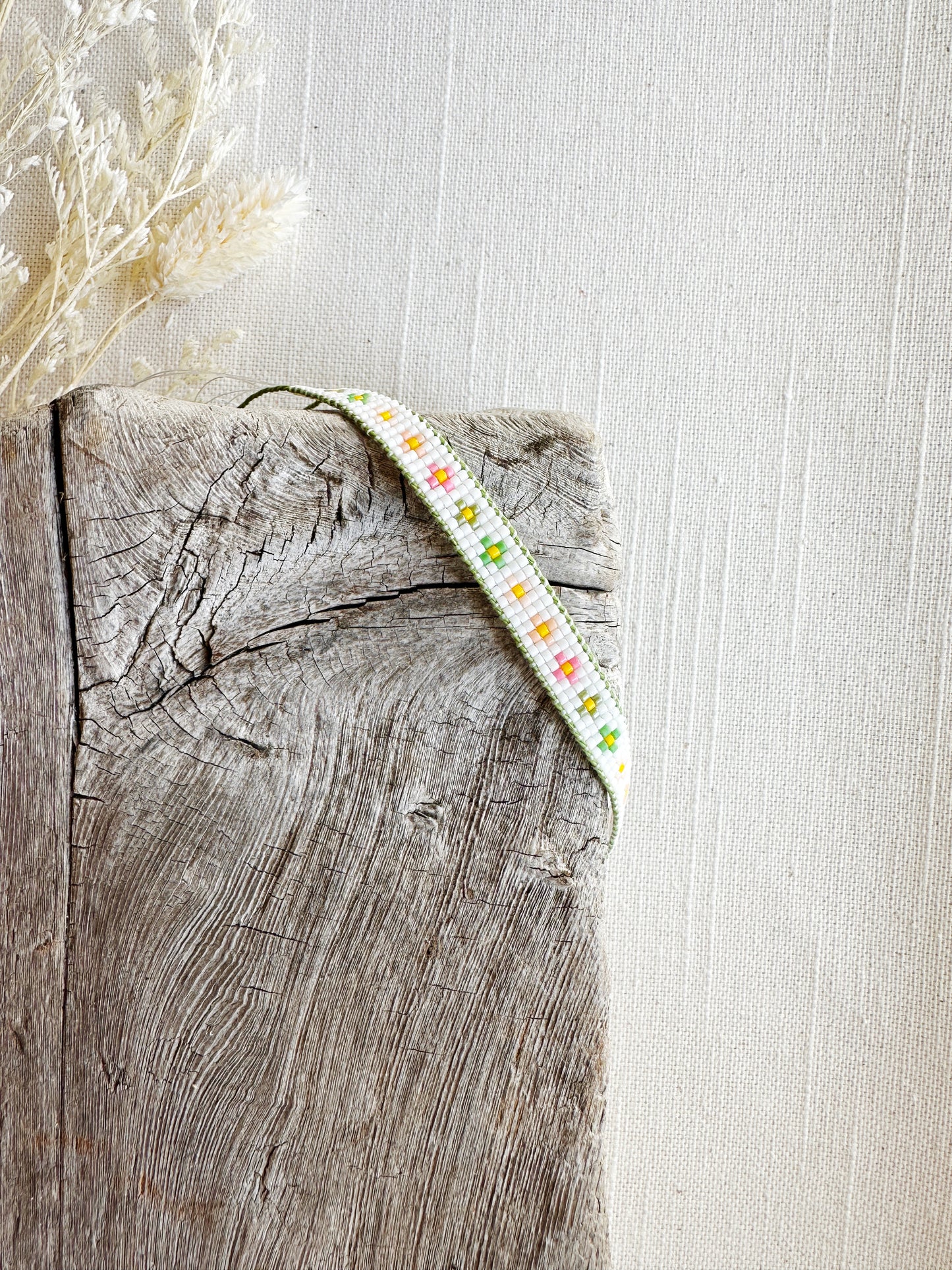 Daisy Chain Woven Bracelet