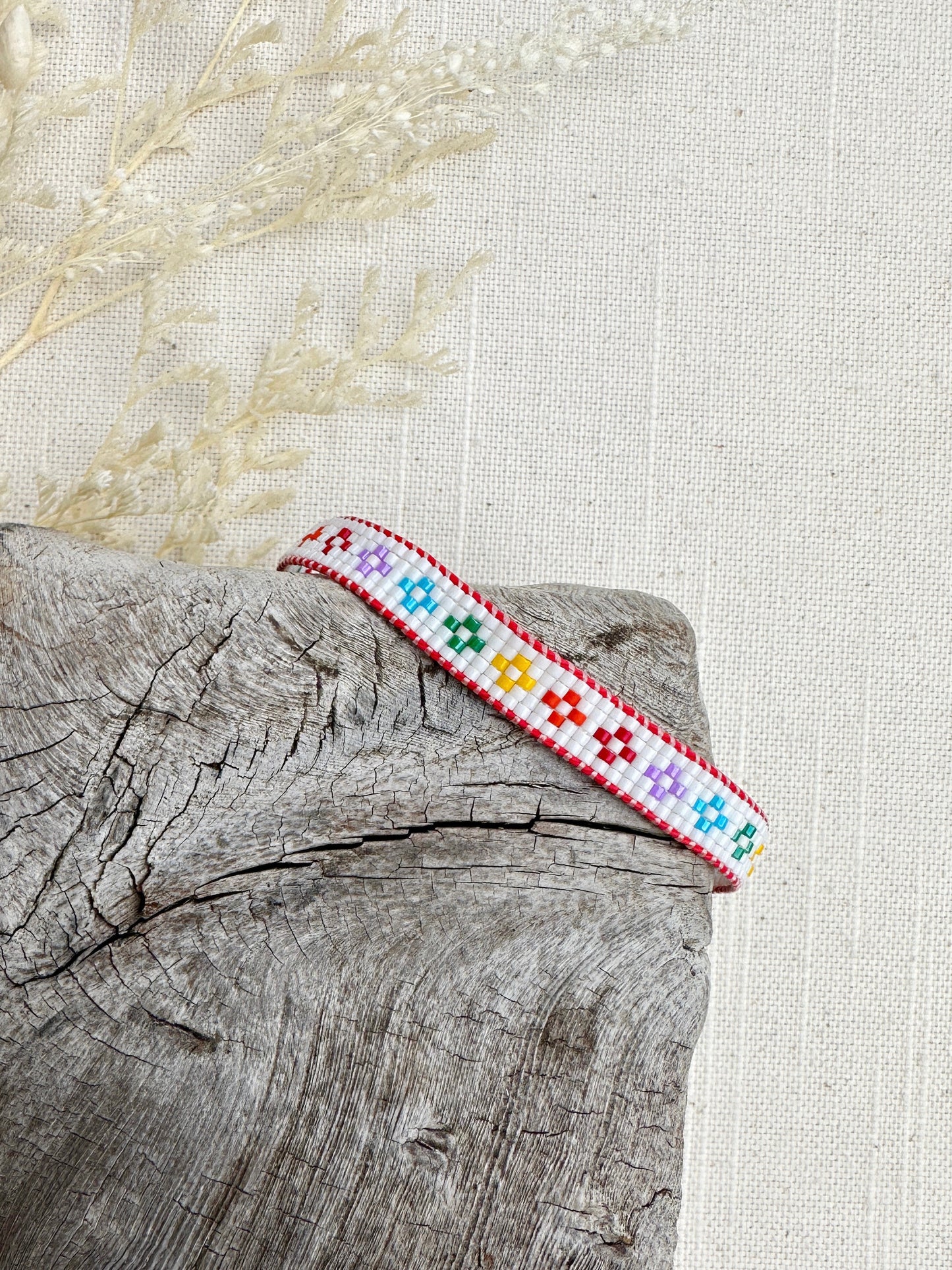 Daisy Chain Woven Bracelet