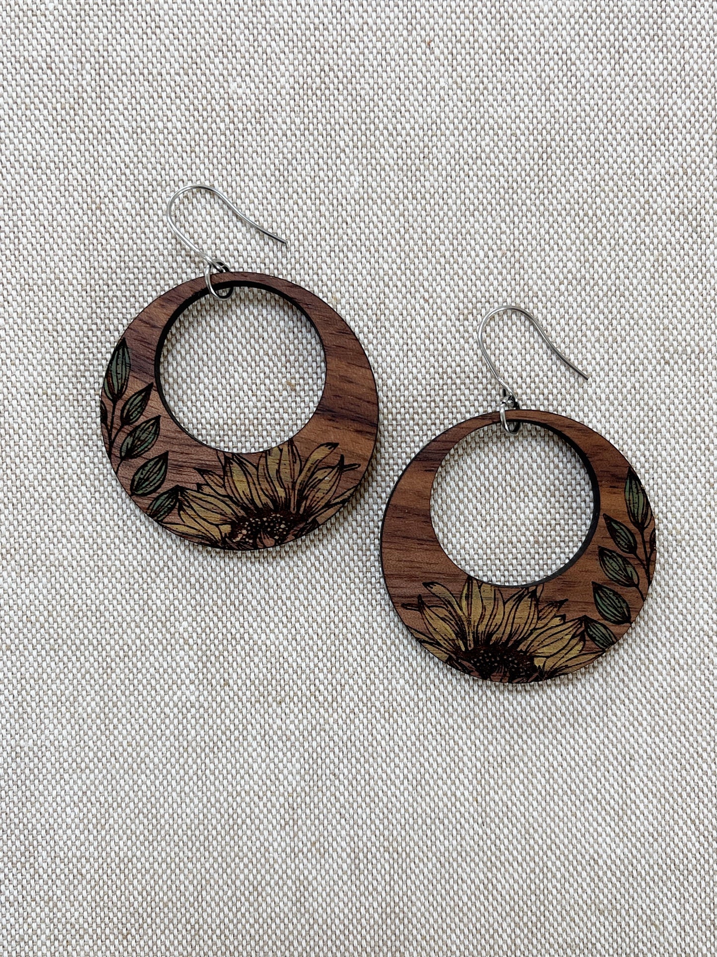 Wood Sunflower Circle