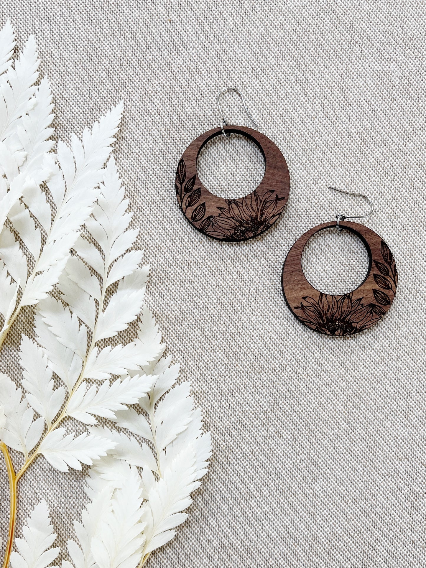 Wood Sunflower Circle