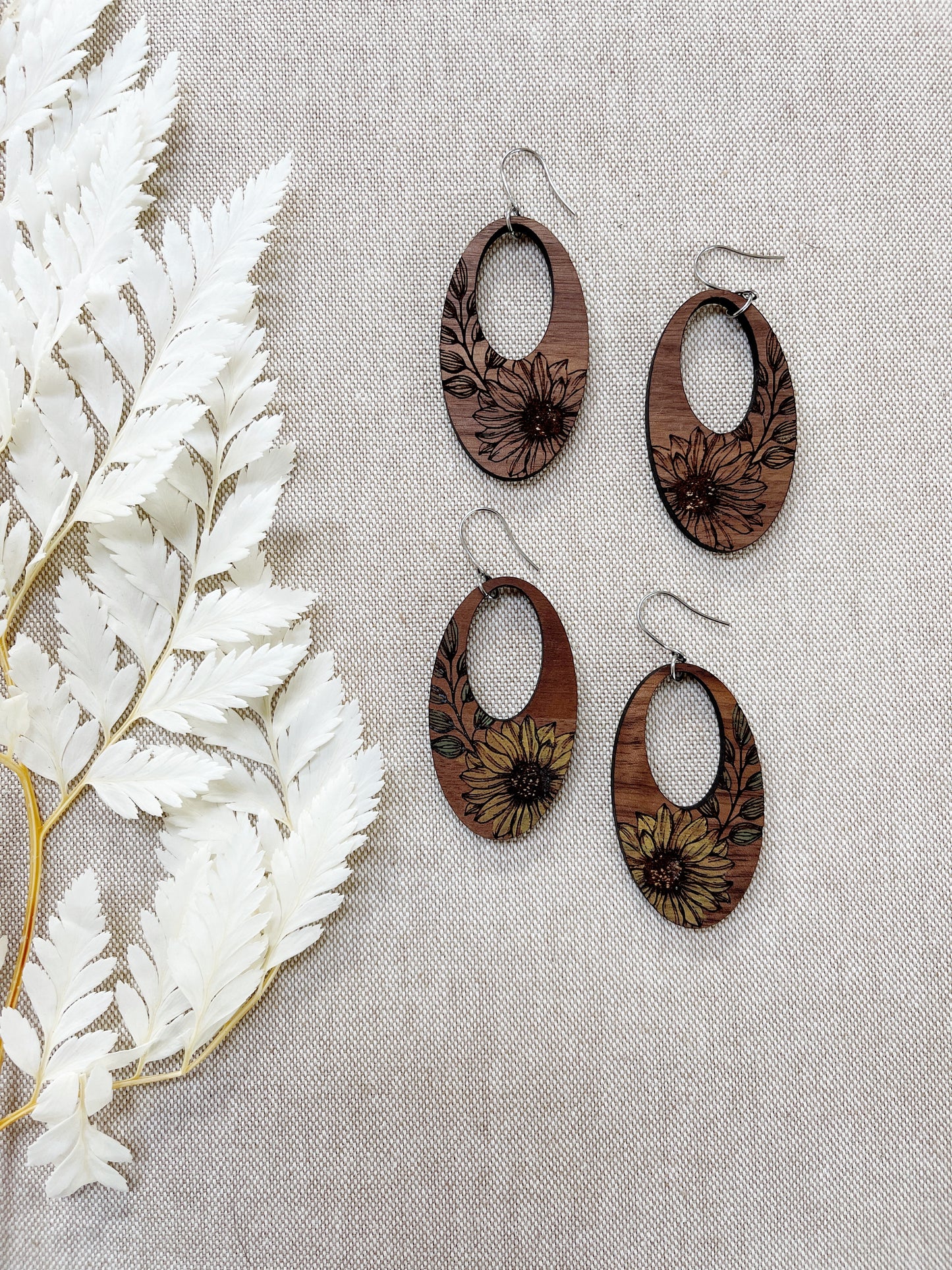 Wood Sunflower Oval