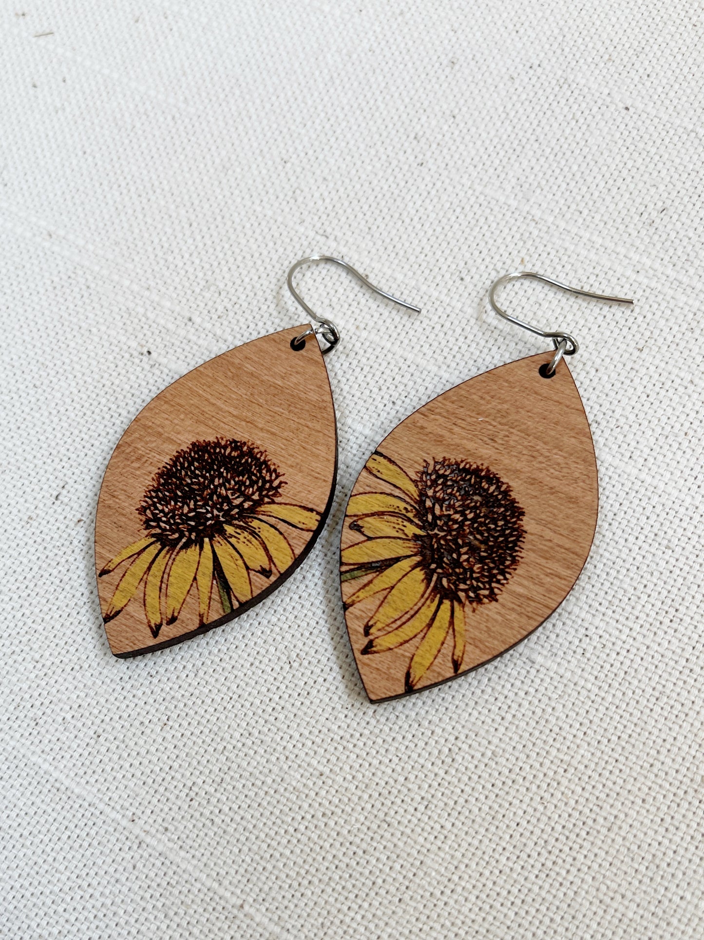 Half Sunflower Teardrop
