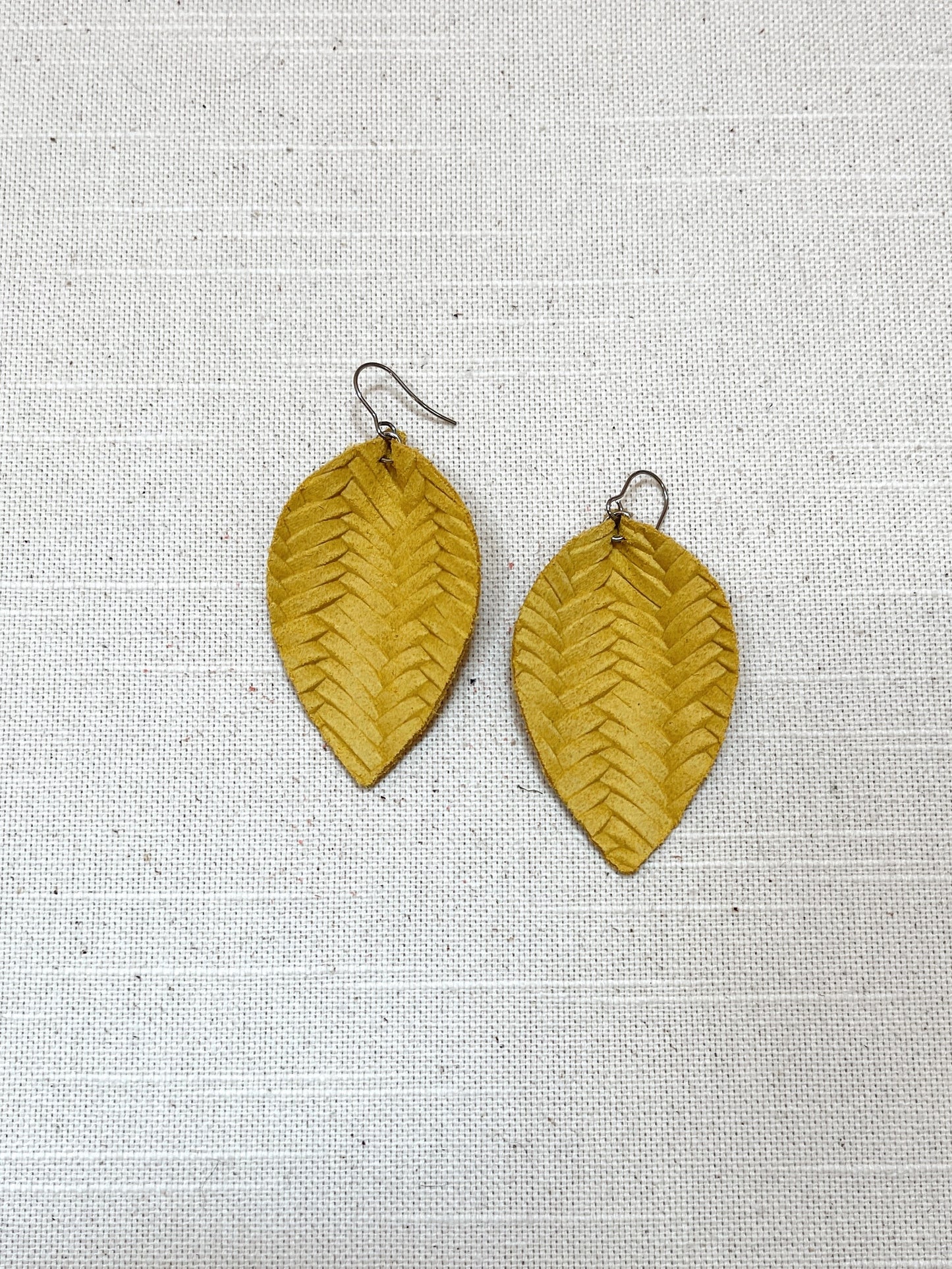 Braided Leather Leaf