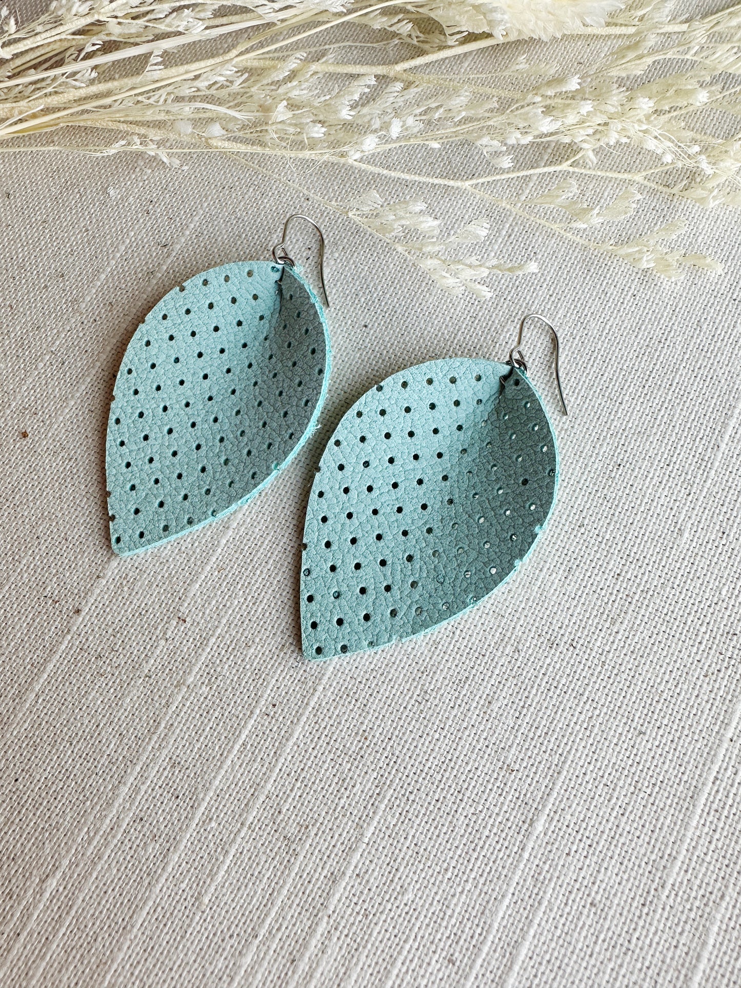 Leather Leaf with dots