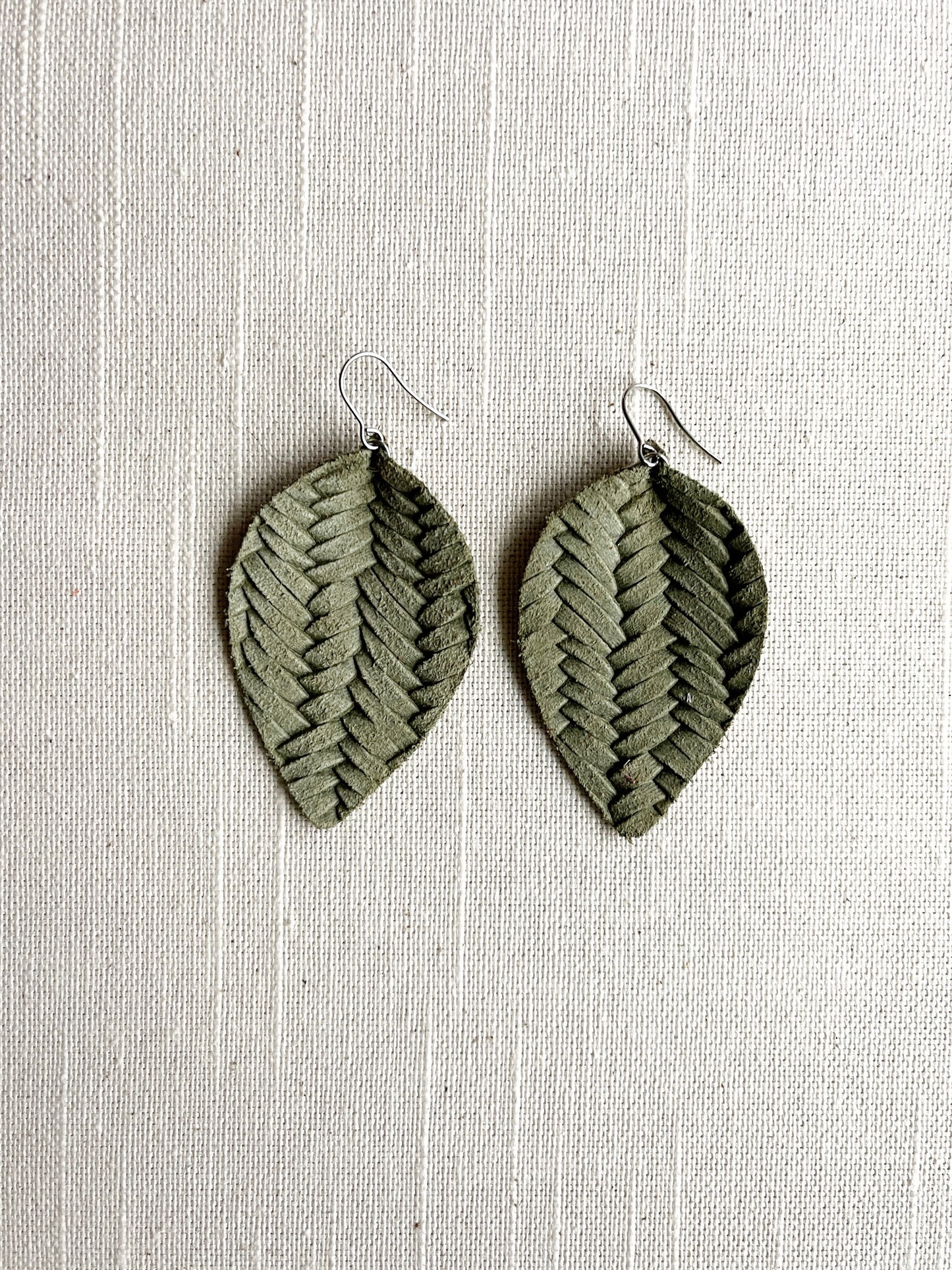 Braided Leather Leaf
