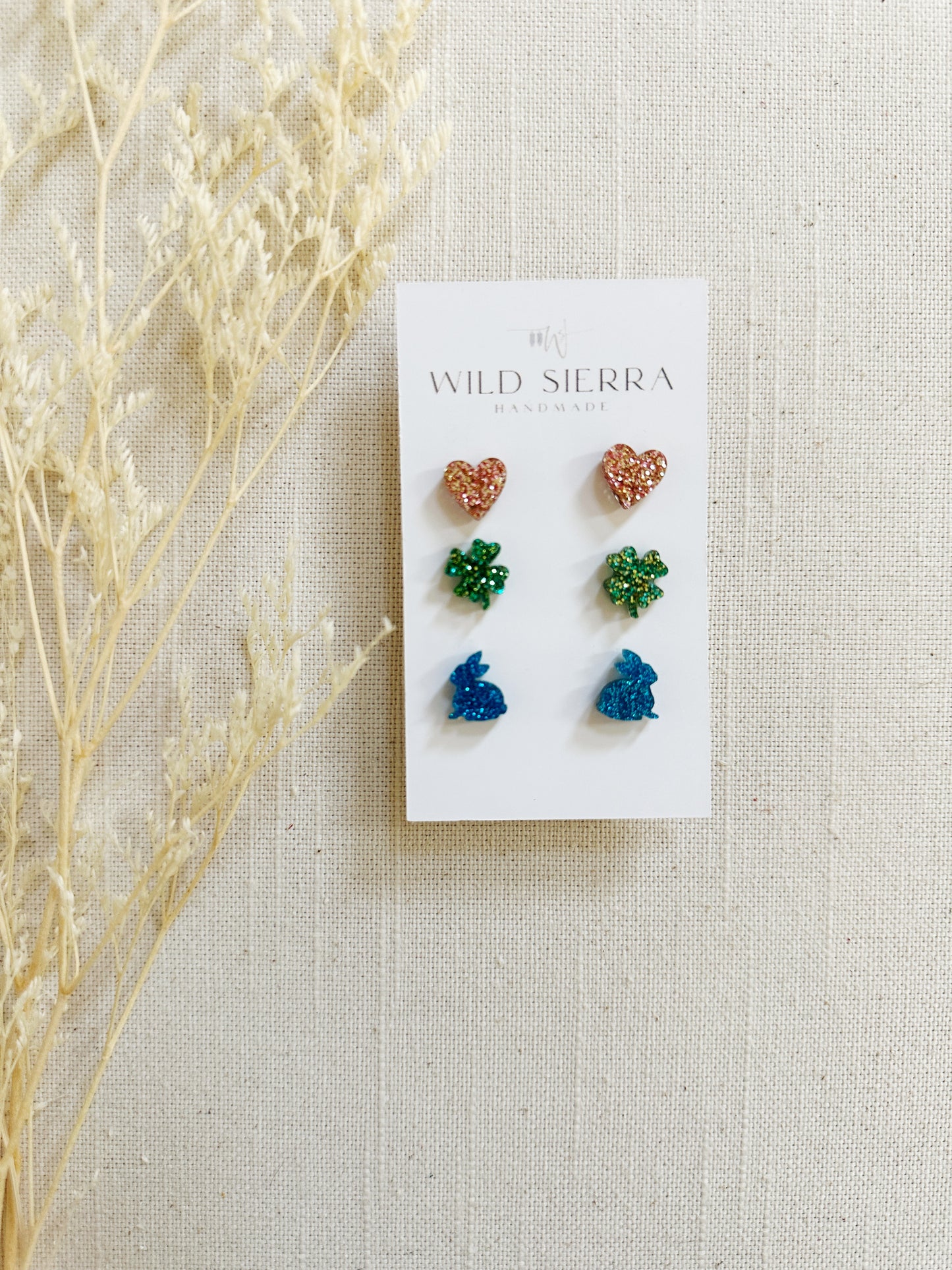 Spring Acrylic 3 Pack Studs