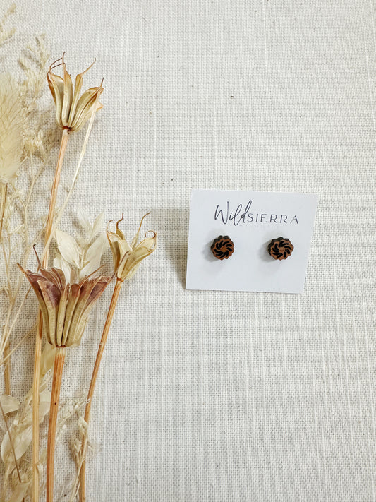 Pinwheel Wood Stud