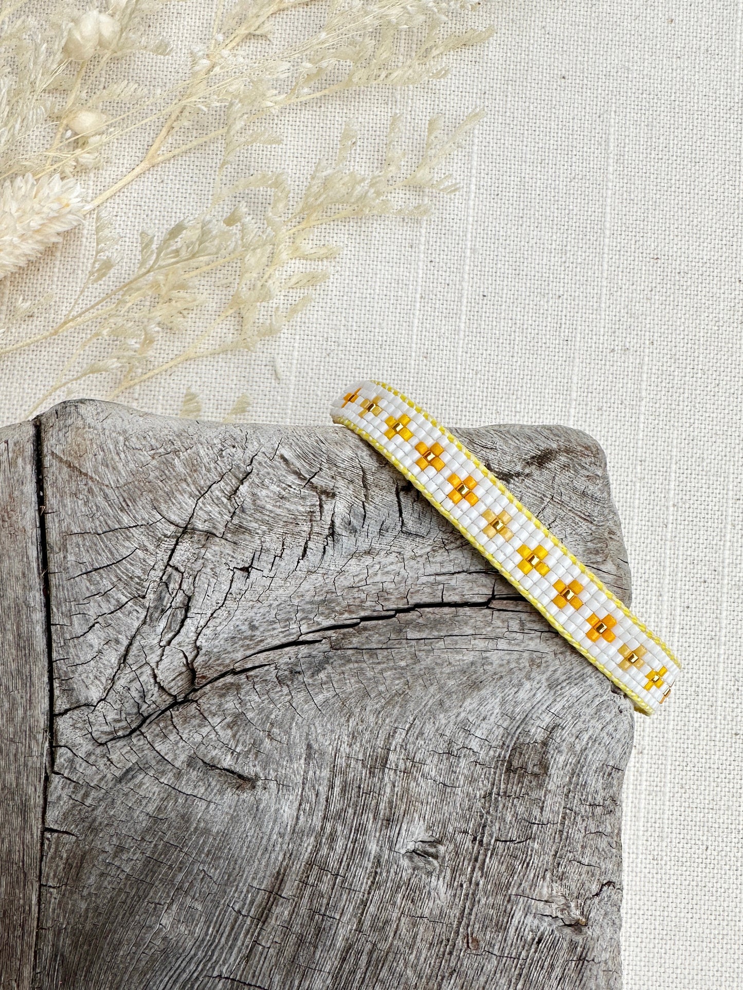 Daisy Chain Woven Bracelet